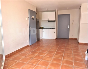 t2 à la vente -   84300  CAVAILLON, surface 37 m2 vente t2 - UBI430936370